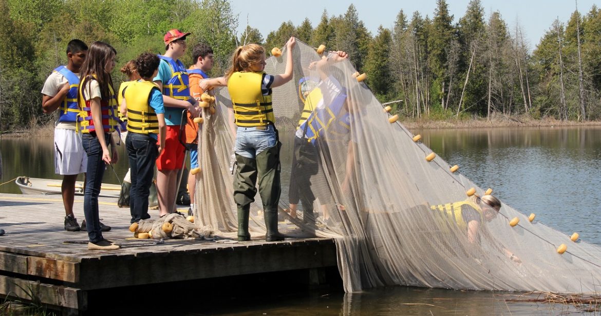 students take part in water ecology program at Lake St George Field Centre